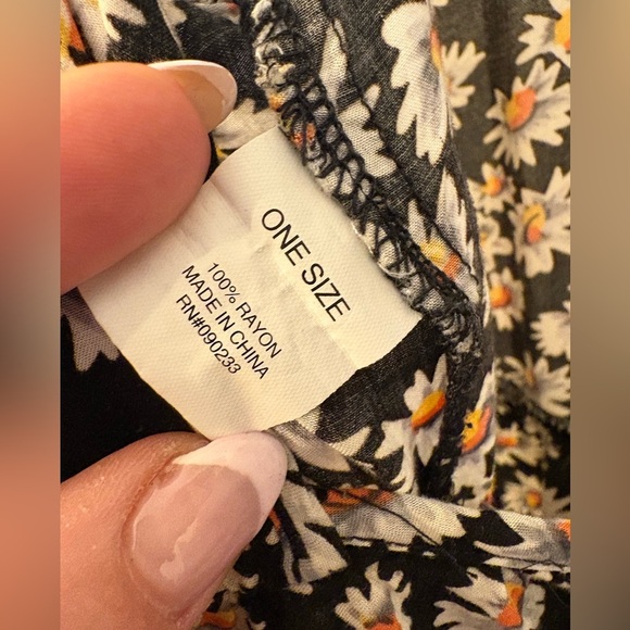Brandy Melville Jada dress daisy print mini one size adjustable strap - Picture 7 of 9